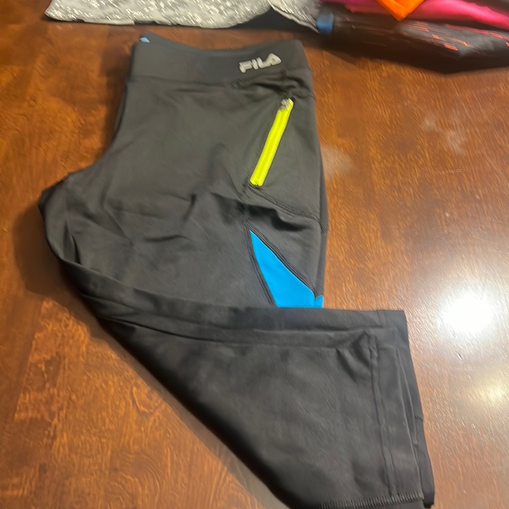Fila running capris